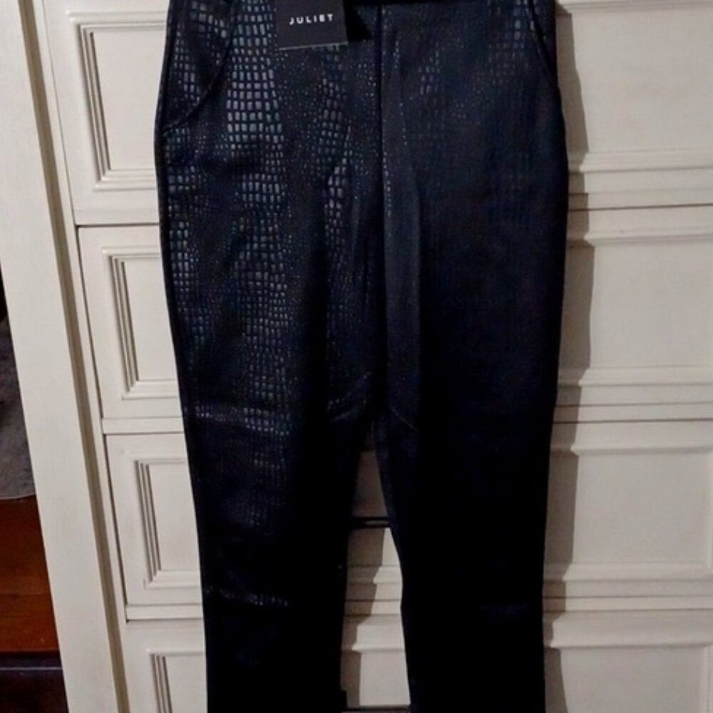 NEW WITH TAGS JULIET BLACK PANTS STRETCH